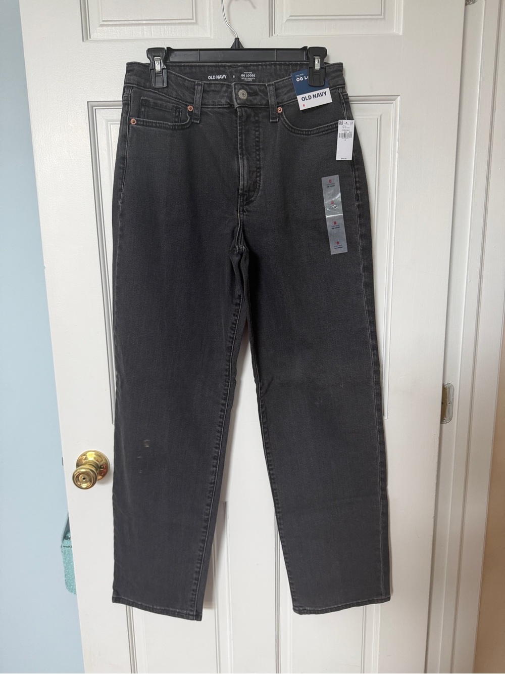 NWT Old Navy Womans Washed Black Straight Jeans Sz 8